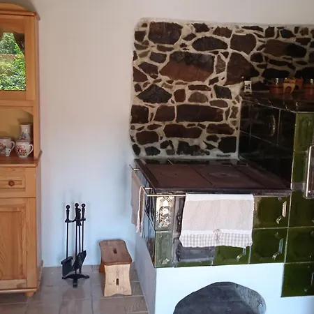 Vidiecky Domcek Na Samote